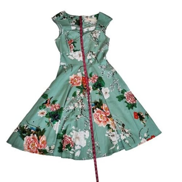 Feldie Floral Sweetheart Neck Cap Sleeve Floral Flare Dress Women's Small, NWT - Picture 9 of 12